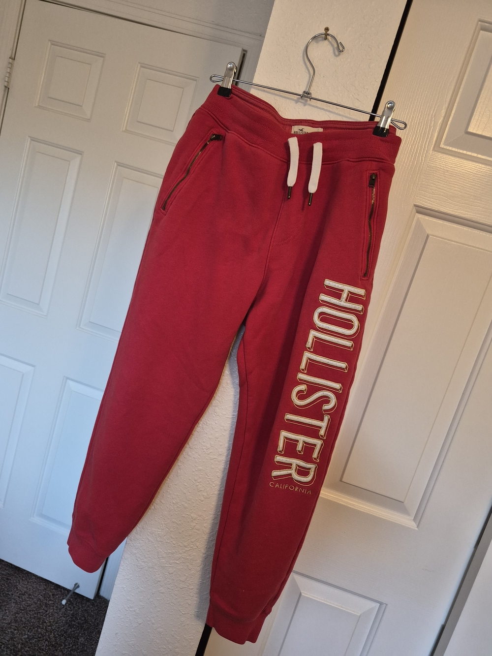 Hollister Red Logo Jogger Sweatpants